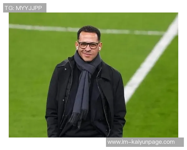 罗塞尼尔亲自发出邀请麦克法兰即将加入蓝军一线队教练组 罗塞尼尔亲自发出邀请麦克法兰即将加入蓝军一线队教练组